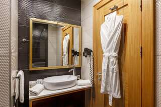 Гостиница Fidan Spa Hotel Sochi Сочи Делюкс с балконом-13