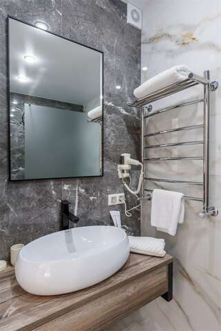 Гостиница Fidan Spa Hotel Sochi Сочи Эконом с фальш-окном-3