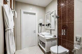 Гостиница Fidan Spa Hotel Sochi Сочи Эксклюзивный люкс с балконом-8